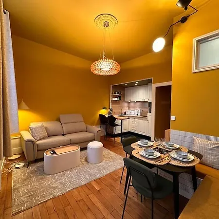 La Belle Jeannine - T2 40 M2 - Calme, Central, De Gamme, Equipe Appartement *