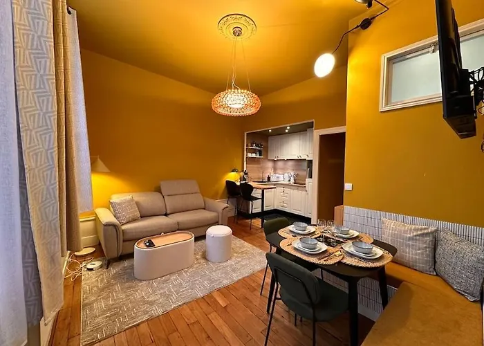 La Belle Jeannine - T2 40 M2 - Calme, Central, De Gamme, Equipe Apartment *